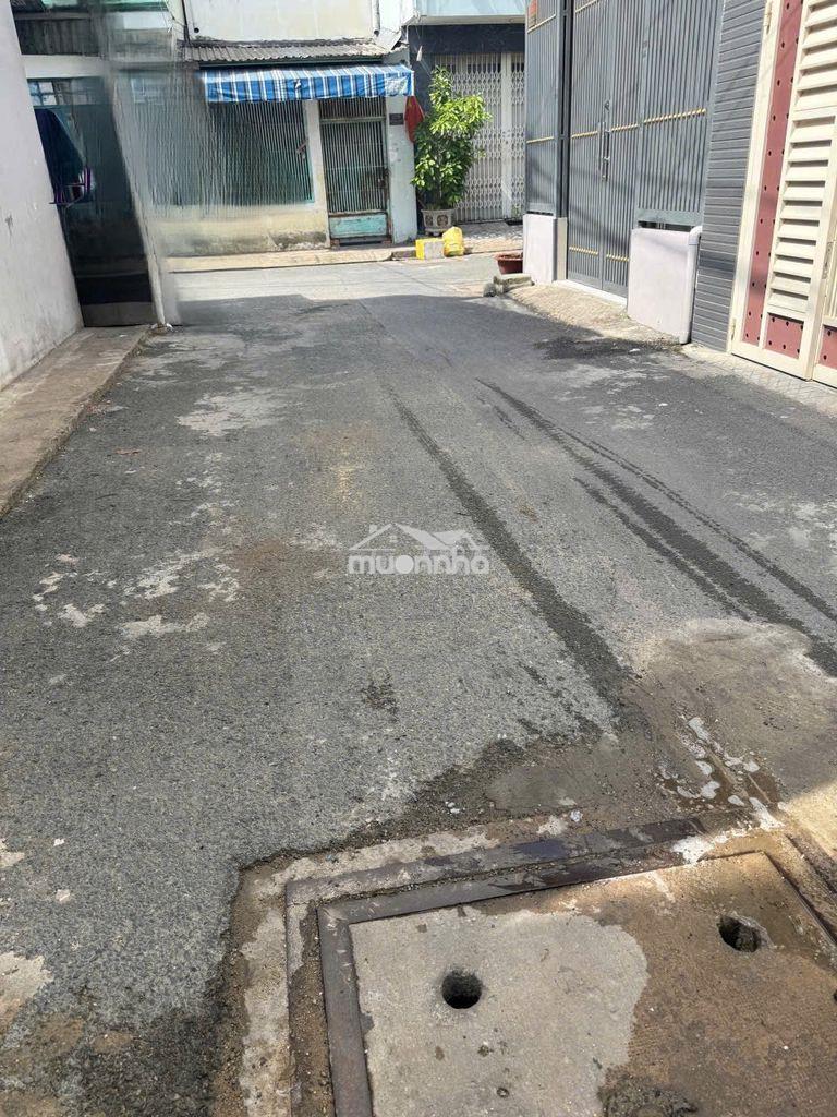 Cho thuê  nhà lê thúc hoạch hẻm 5m thông : 4 x 13 m đúc 3 tấm : 4 pn - 2