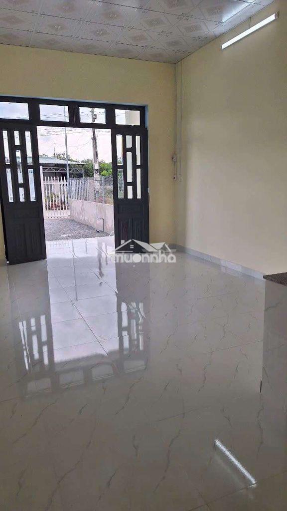 Cần tiền bán gấp đất tặng nhà vĩnh tân lỗ 200tr dt134m đang cho thuê