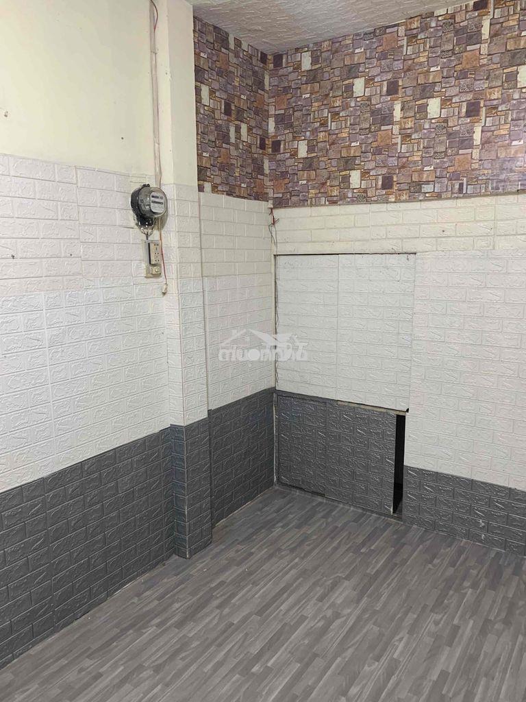 Phòng trọ mặt tiền đuong binh thới . giờ tự do