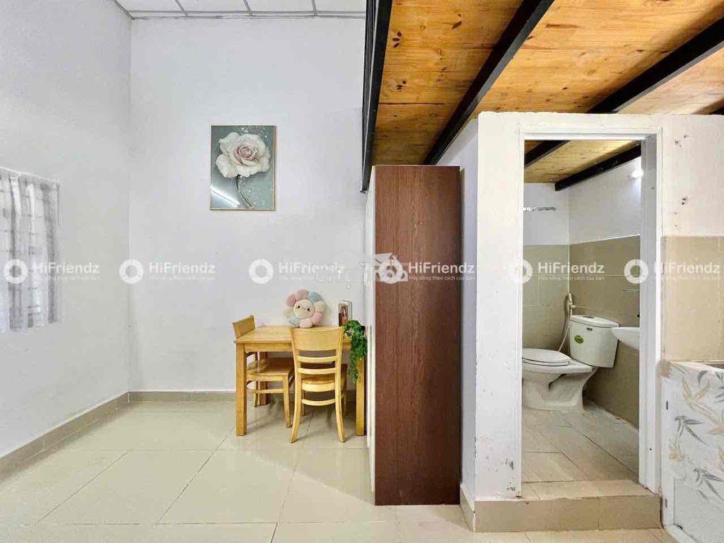 Cho thuê phòng gác cao cửa sổ trời giá rẻ ngay luỹ bán bích, tân phú - 2