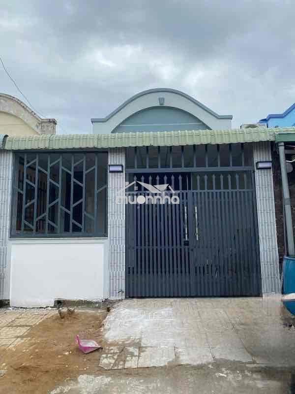 Nhà ngu khu long hưng đầy đủ công năng giá tốt sang tên thương lương n