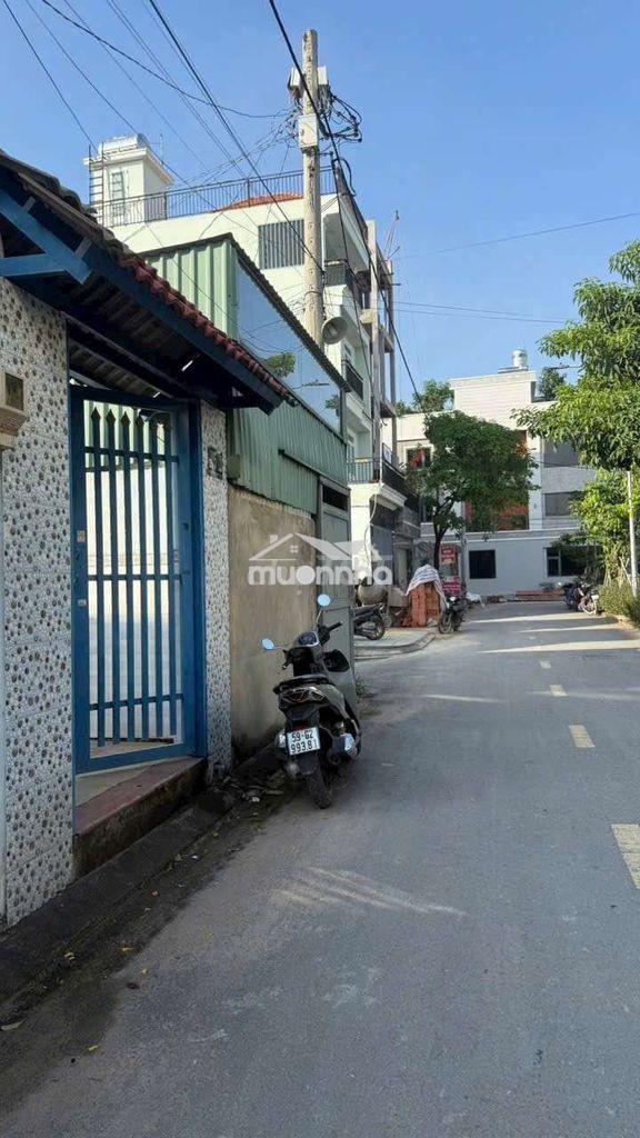 Nhà cho thuê mặt tiền đường thạnh lộc 37. giá 5tr / 1 tháng  - 2