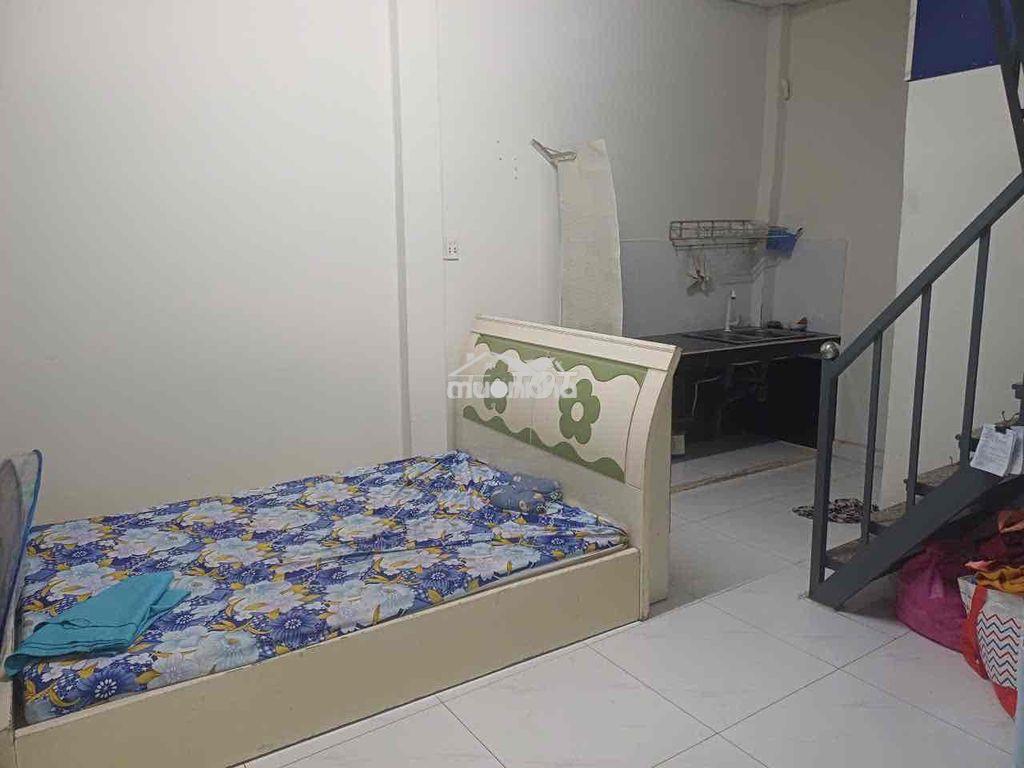 Nhà góc 2 mặt tiền nội thất đầy đủ gồm 4pn giá chỉ 8tr/ tháng - 2
