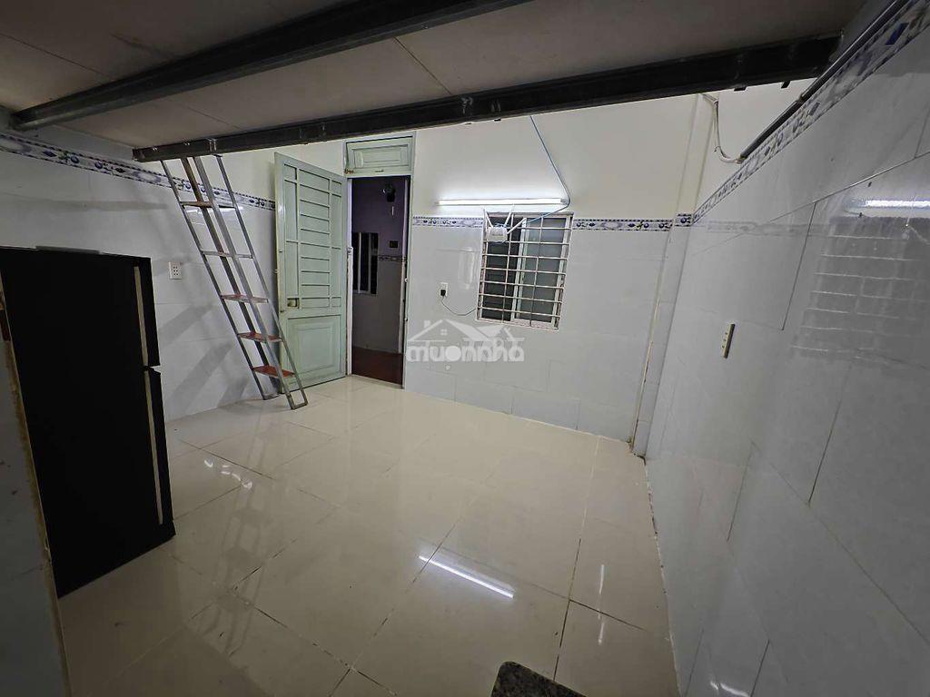 Đuplex khu k300 30m2 gác cao 1m9 giá sinh viên - 4