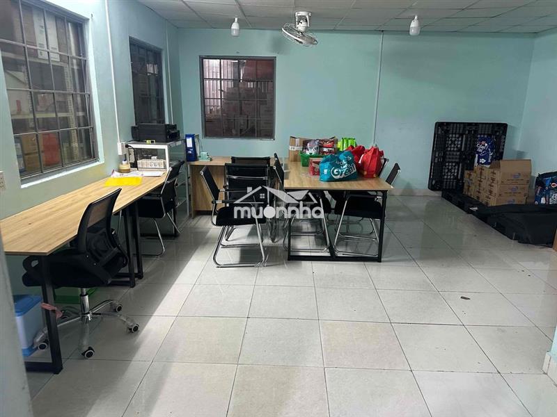 Cho thuê văn phòng + 1 kho . diện tích 90m2