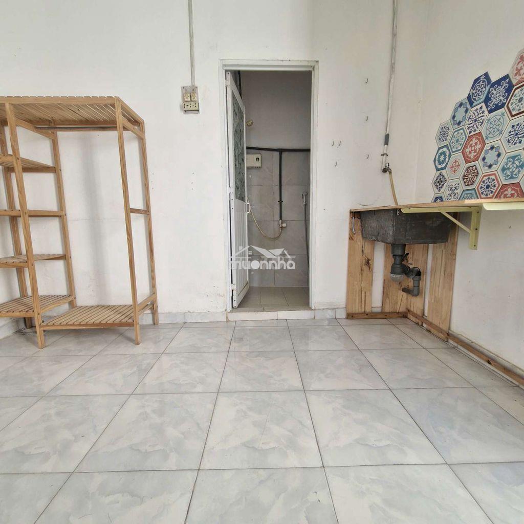Phòng trọ giá rẻ bến xe miền đông - 3