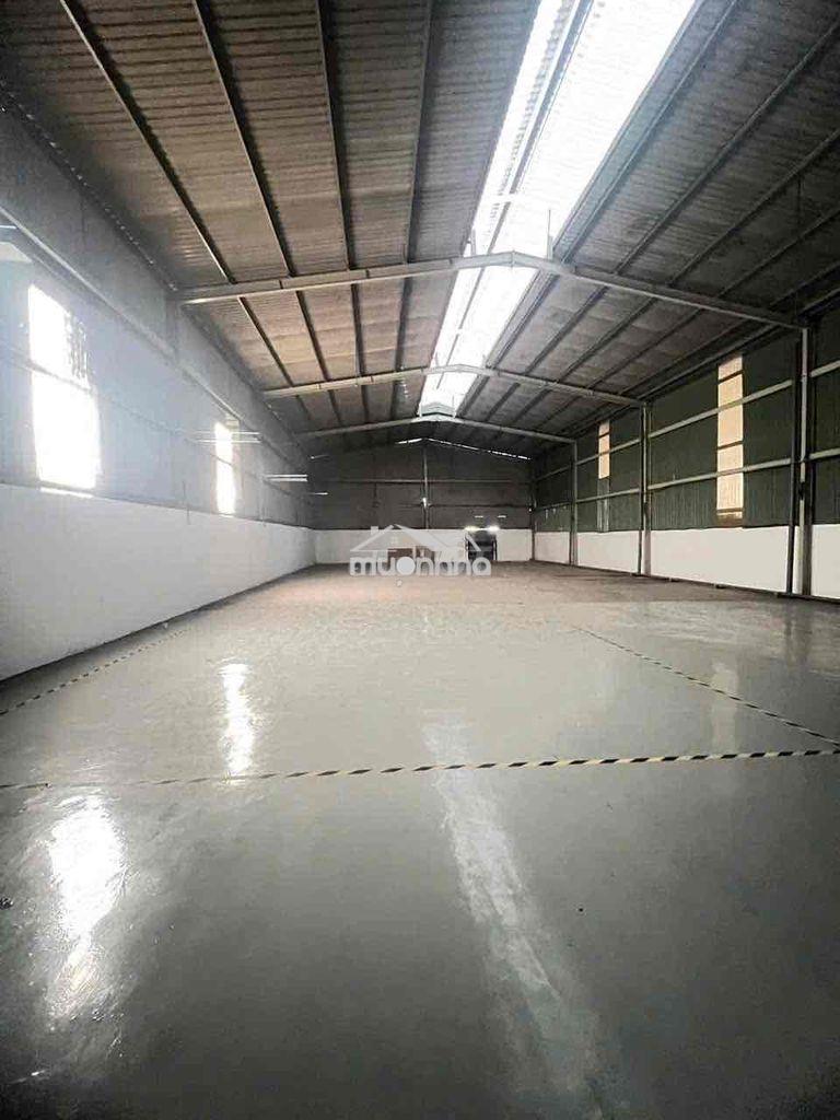 Xưởng 1800m/80tr có trạm điện 400kva đường lớn
