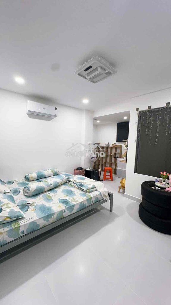 Bán nhà 50m2 chỉ 3ty8 - 3