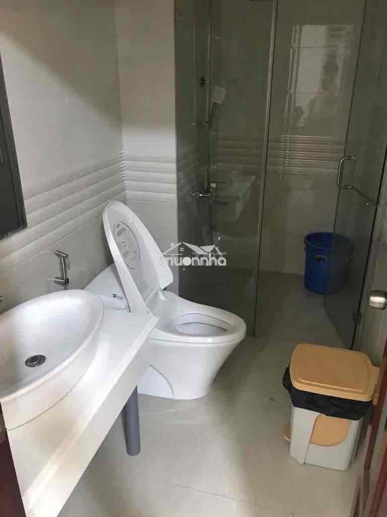 Nhà 9x10m trệt 3 lầu 5pn, 6wc phan đăng lưu phú nhuận 35tr tl - 4
