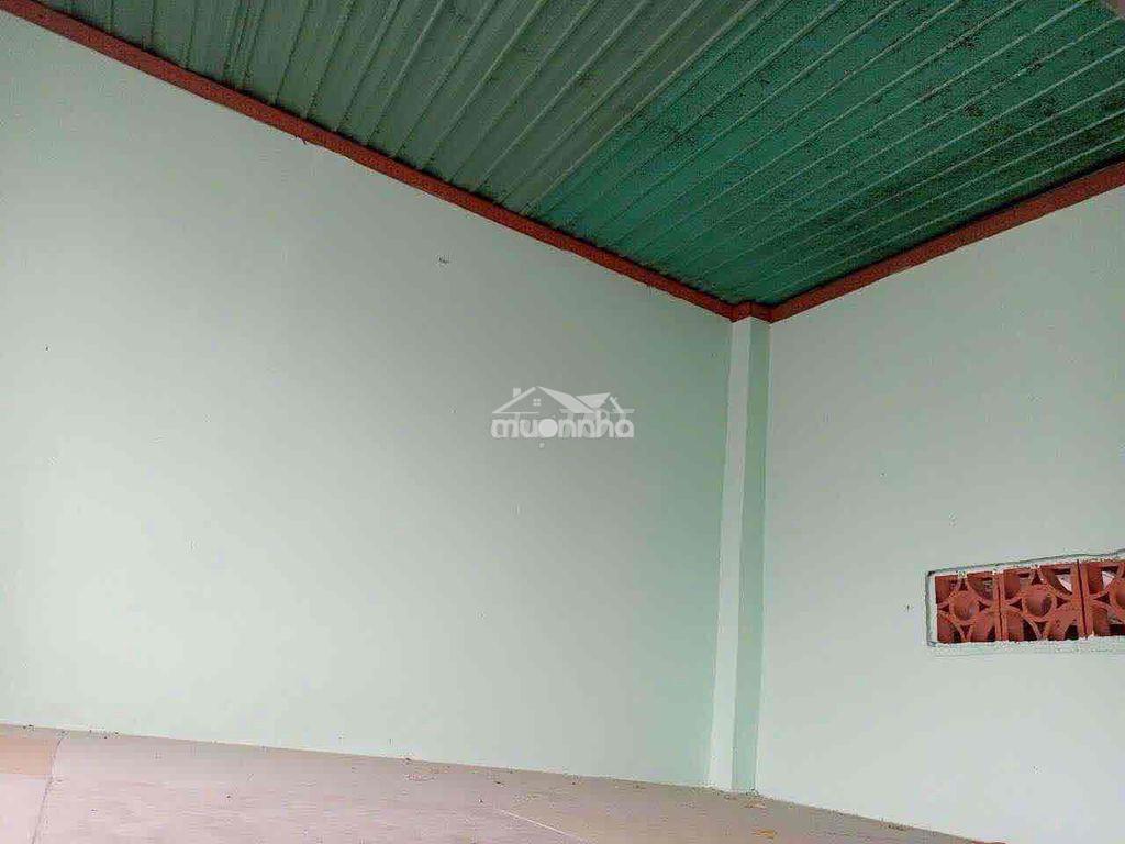 Phòng thoáng mát, rộng rãi gần chợ chữ s - 4