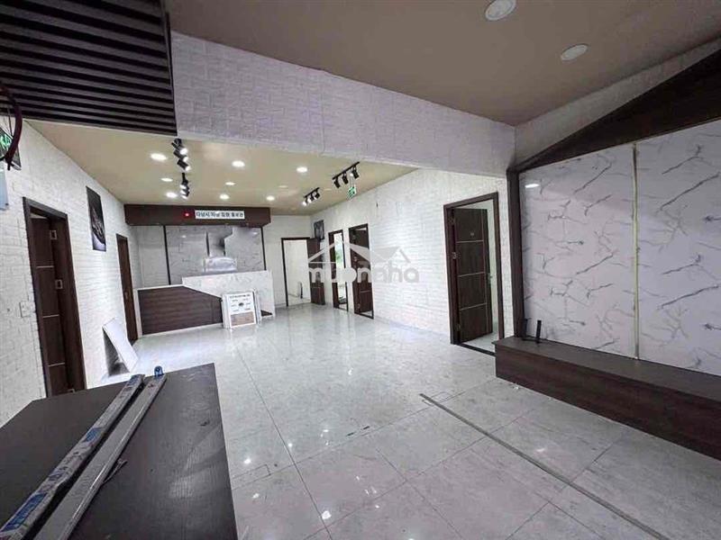 Mặt bằng gần hồ nghinh 300m, ngang:15m