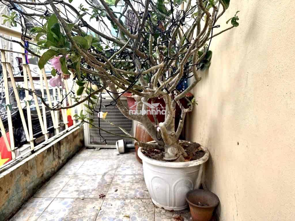 Bán nhà đ.tôn đản, 49.1m2, ngang 3.8m nở hậu, ta khánh hội. - 3