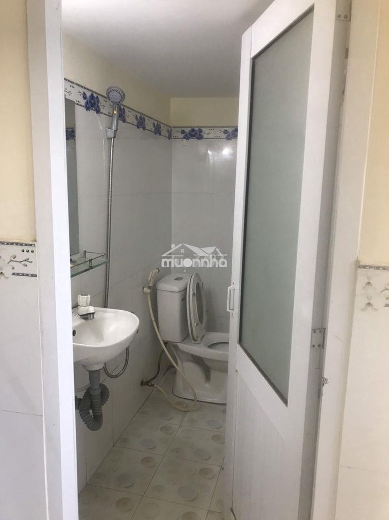 Chothuê phòng trọ sạch đẹp gần nhà ga t3 - 4