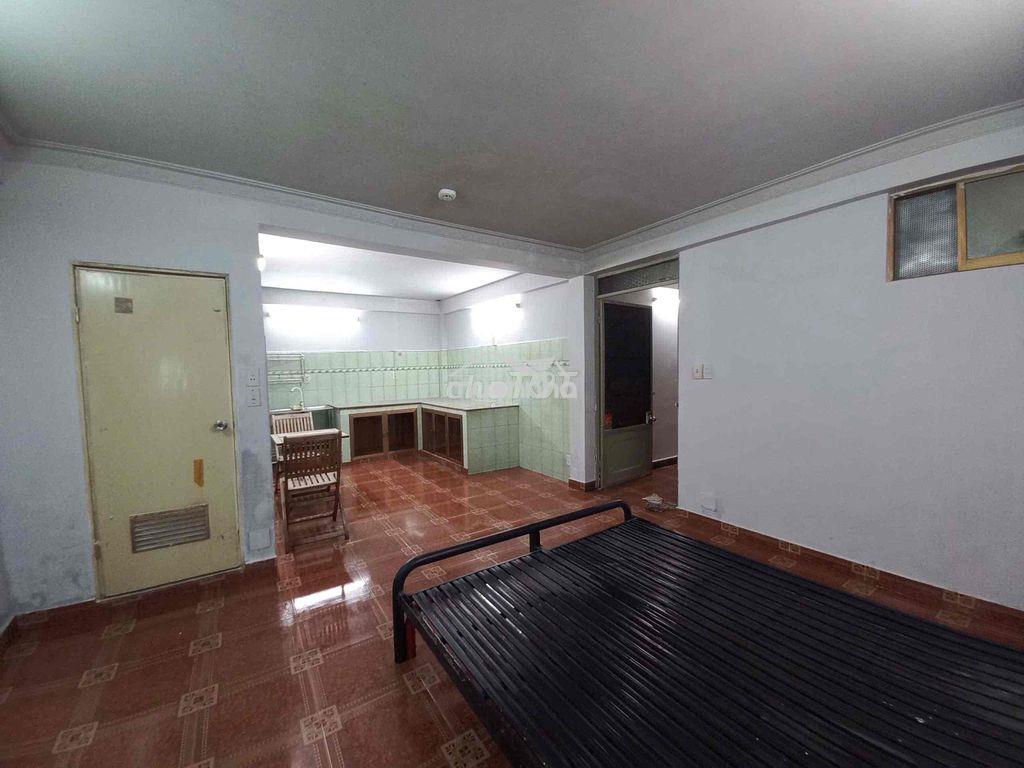 Phòng trọ 25m2 ... lê văn sỹ q.3 - 3