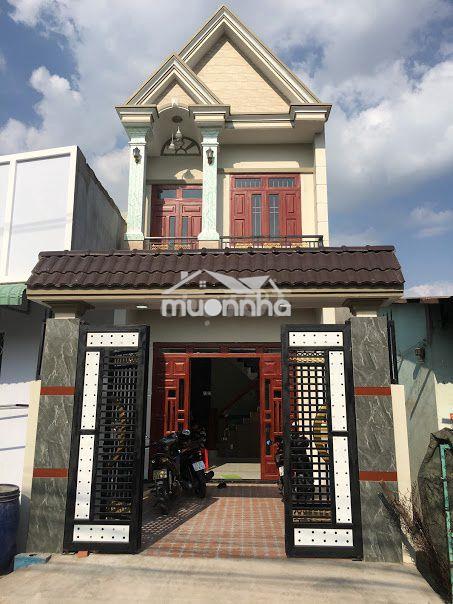 Cho thuê nhà  1 trệt 1 lầu  2 pn. giá 6tr5, sát chợ chánh lưu