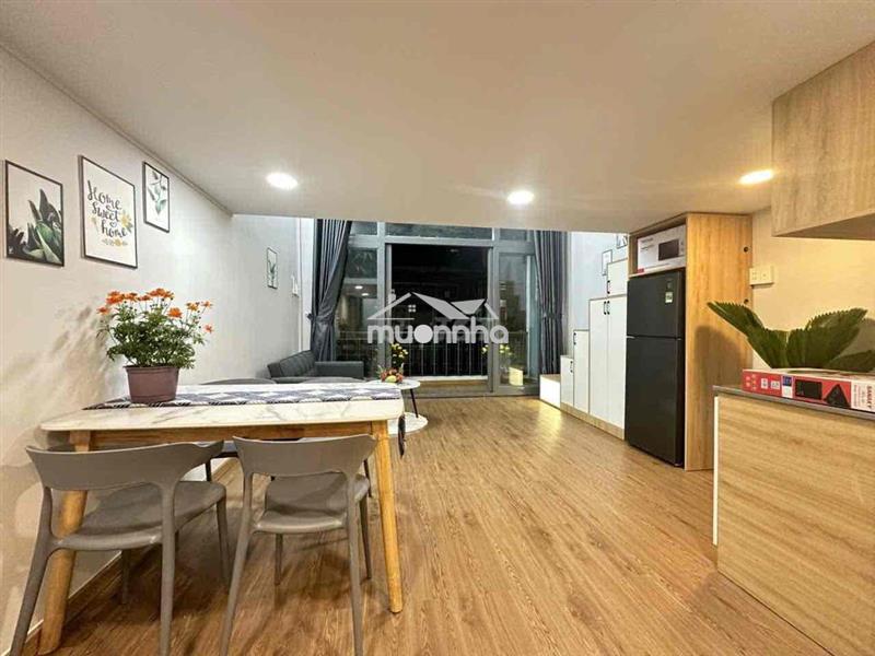 Duplex/ban công siêu hiếm, ngay trung tâm quận 10, đi bộ 5p qua ueh
