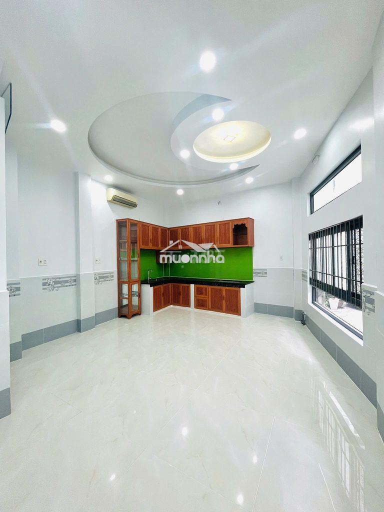 Nhà nguyên căn hẻm 4m2 gần mt điên biên phủ, quận 3