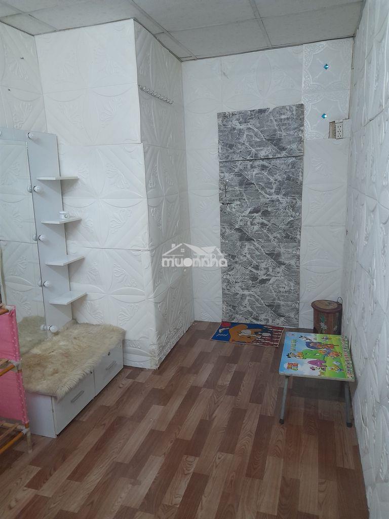 Phòng trọ giá rẻ q1 giờ giấc tự do thuận tiện đi về - 4