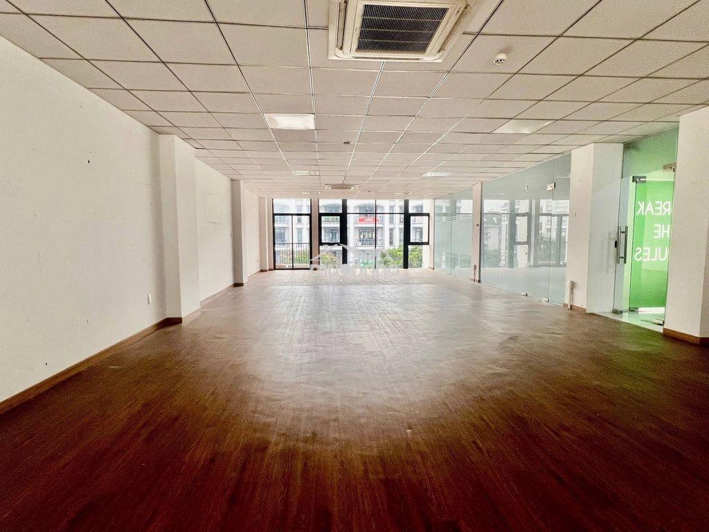 Cần sang lại văn phòng tầng 3, nguyễn thị nhung - 4