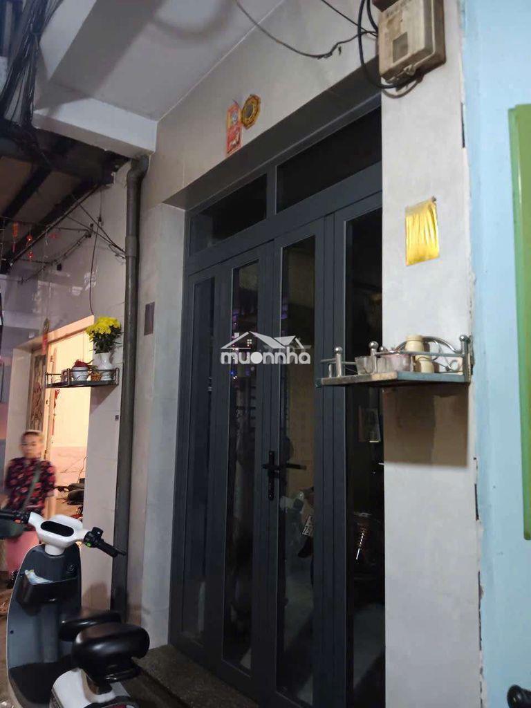 Nhà cho thuê 2 pn. giá 6 trieu