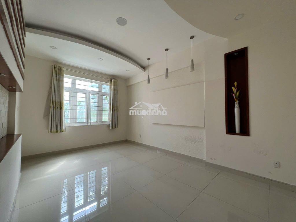 Villa đường lê văn sỹ diện tích: 8x20m trệt 2 lầu áp mái cho thuê - 4