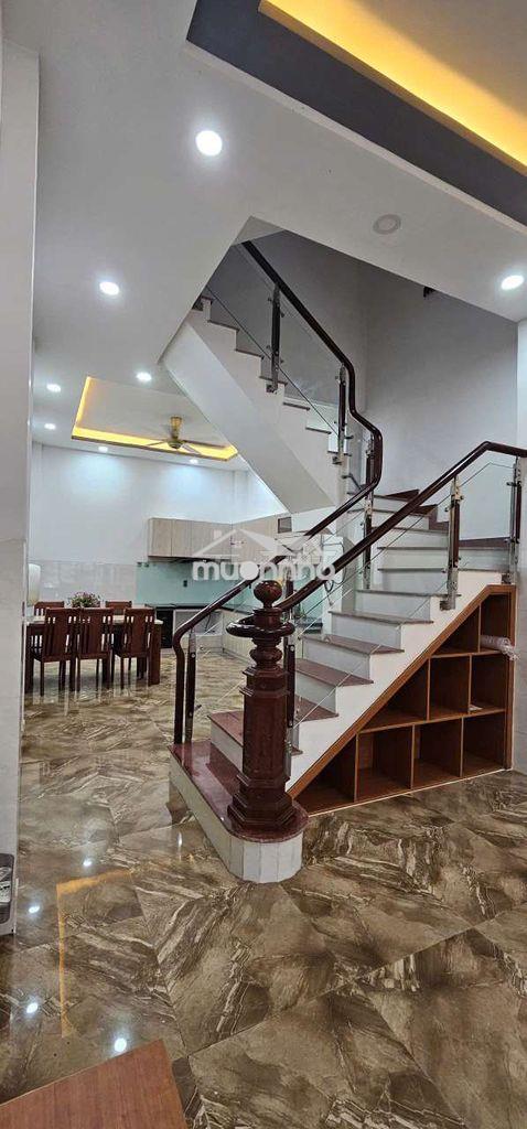Cho thuê nhà 4 lầu 4pn có máy lạnh - 3
