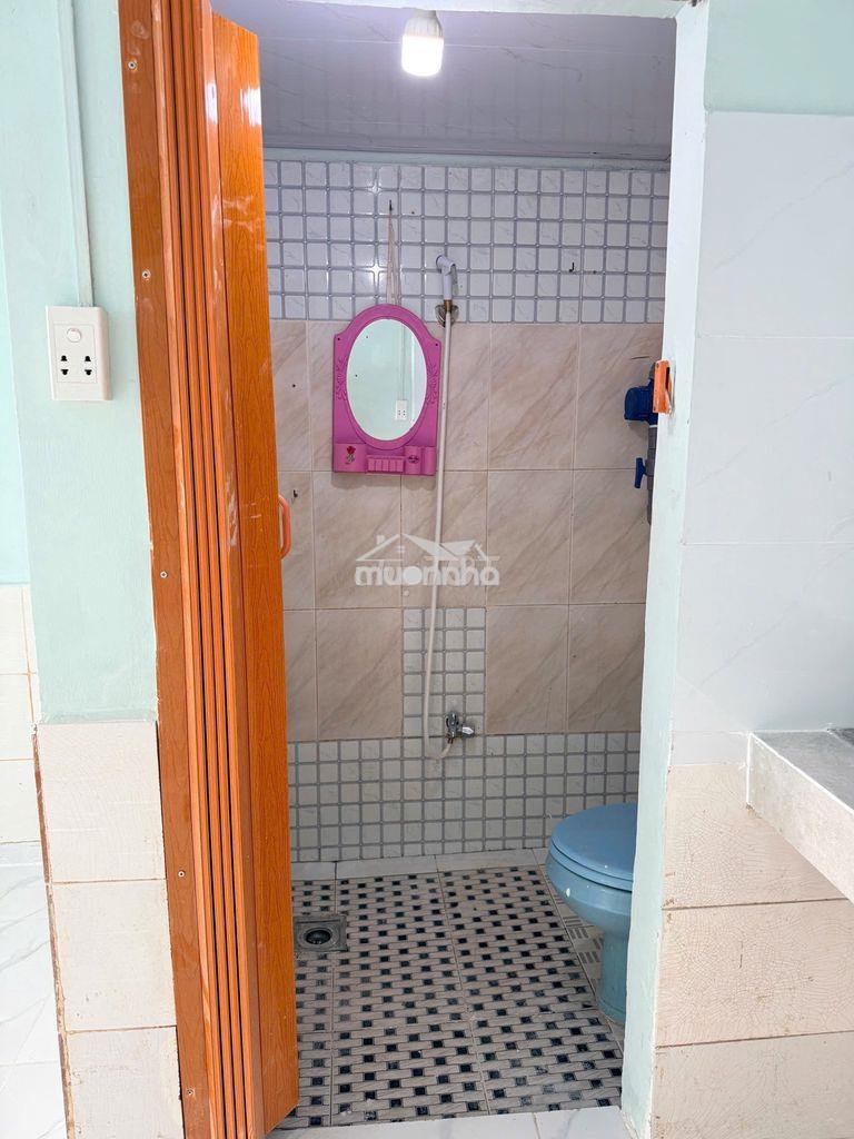 Cho thuê phòng trọ mặt tiền hẻm lớn - 4