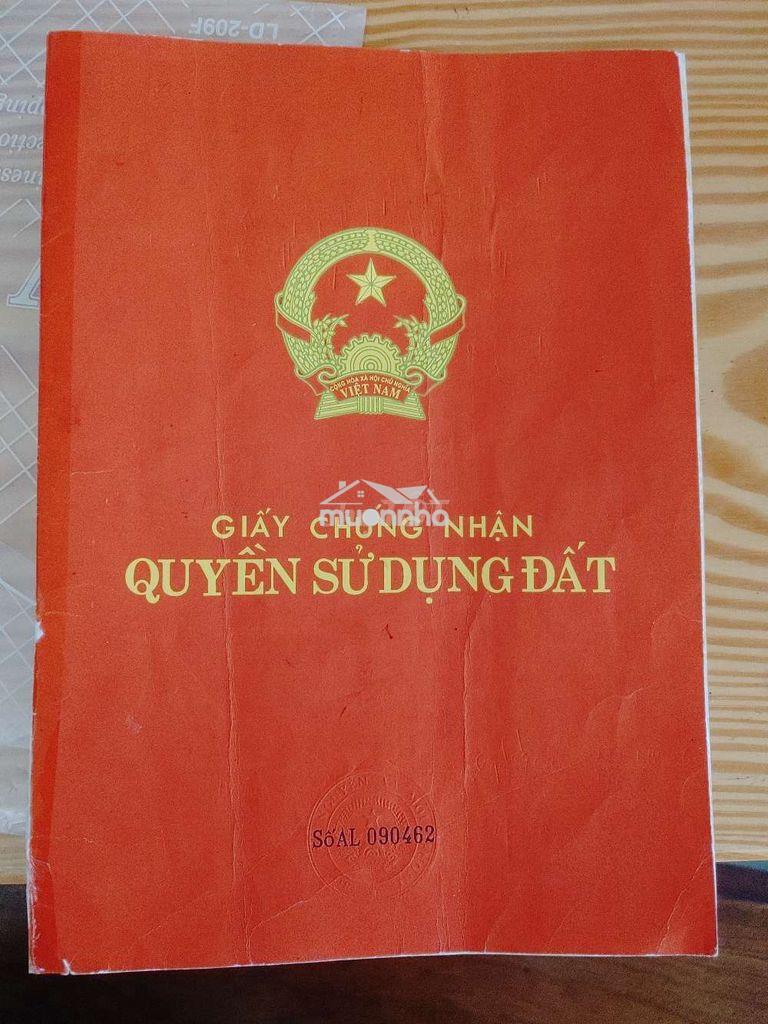 Bán đất mặt tiền