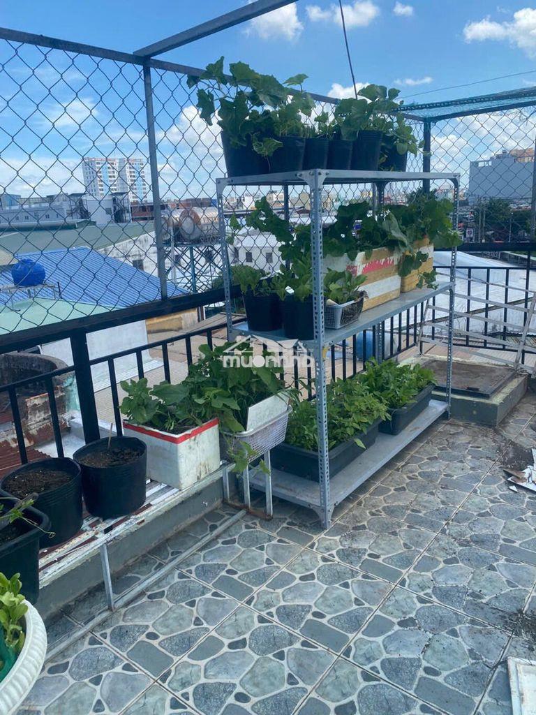 Nhà hơn 2 tỷ  - 3 tầng - dọn vào ở ngay - thoại ngọc hầu - tân phú - 4