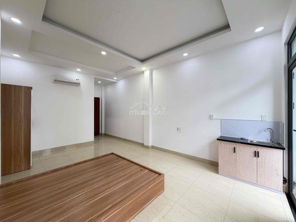Phòng mới xây giá tốt ngay chợ tân trụ_ban công_full nội thất - 4