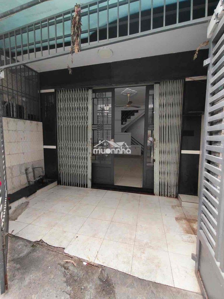 Bán nhà 2 tầng hxh trung tâm q7: 4x17m, 2pn, 2wc giá cực tốt: 7 tỷ 950 - 2