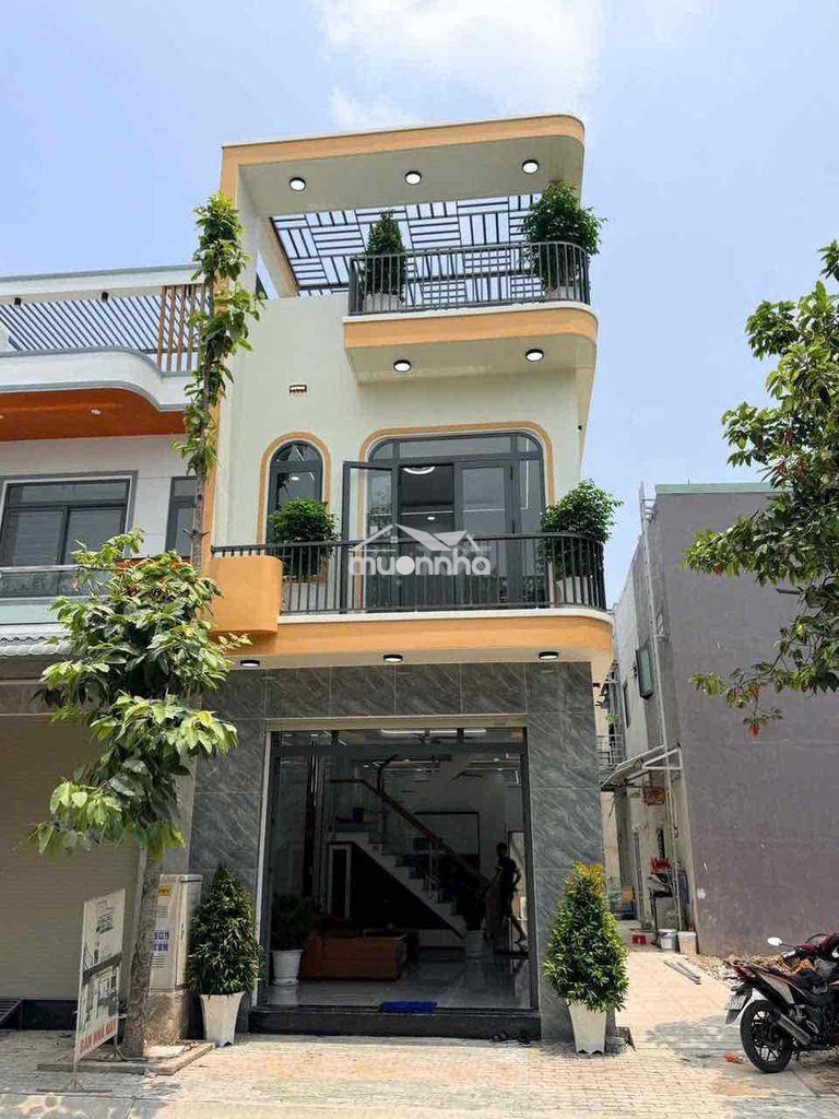 Bán nhà 1trệt - 1lầu  sận thương tân hiệp tân uyên hcm