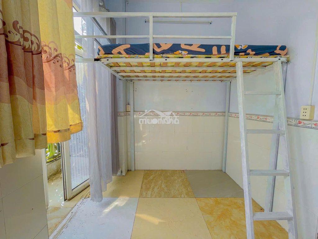 2 phòng ngủ giá chỉ 5tr có ngay nguyên tầng 30m2 tách bếp ban công - 3