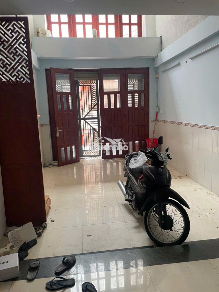 Hot! nhà lớn, 5 lầu đối diện bệnh viện nguyễn tri phương, q.5