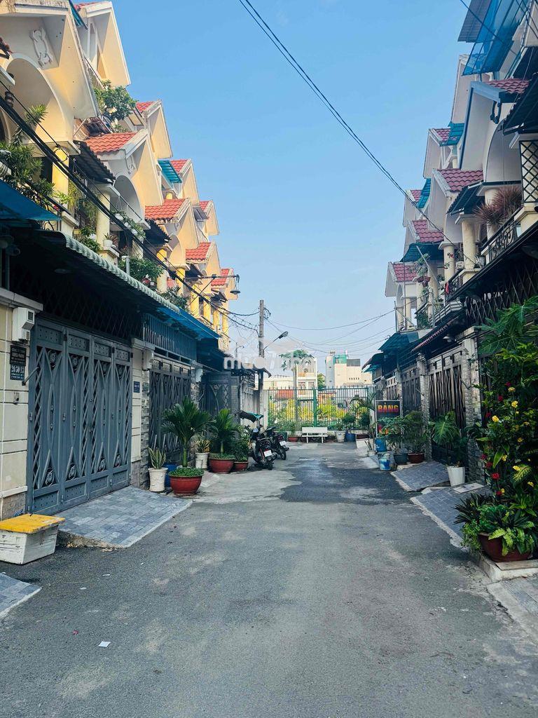 Nhà phố vạn xuân 3pn 1 phòng thờ sẵn 3 máy lạnh