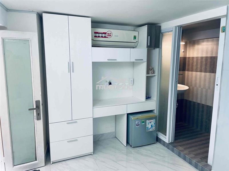 Hiện còn 1 phòng trọ cho thuê  gần chợ cây quéo, đh công