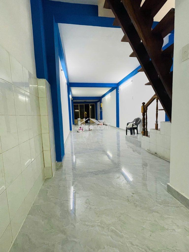 Nhà nguyên căn trần hưng đạo quận 1 - hẻm xe hơi - khu dân - 4
