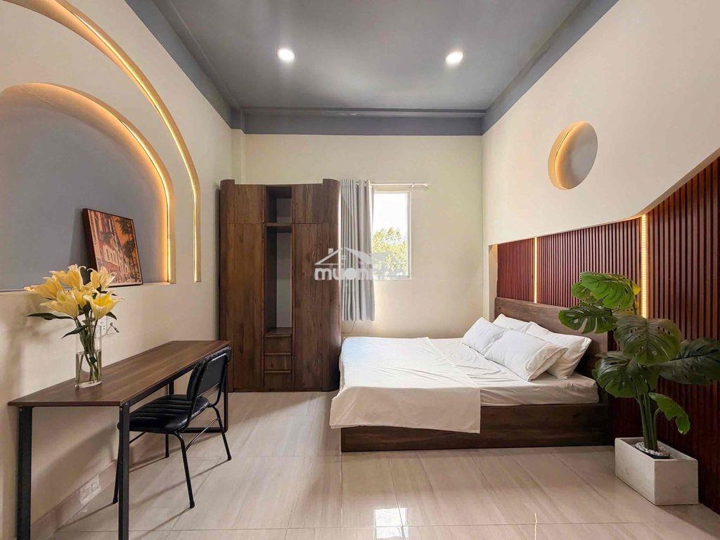 Cho thuê căn hộ bancong gần toà nhà viettel, vòng xoay dân chủ q10 - 2