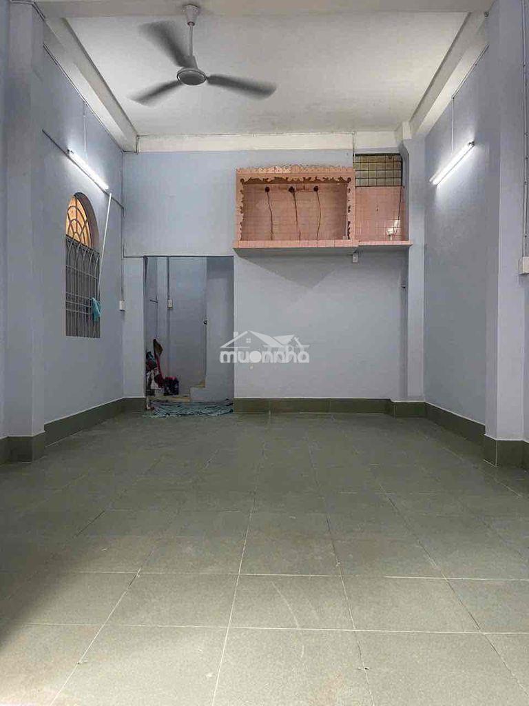 Cho thuê nhà đường nhựa 8m sát mặt tiền lạc long quân p3 q11 4,1x11 4t - 2
