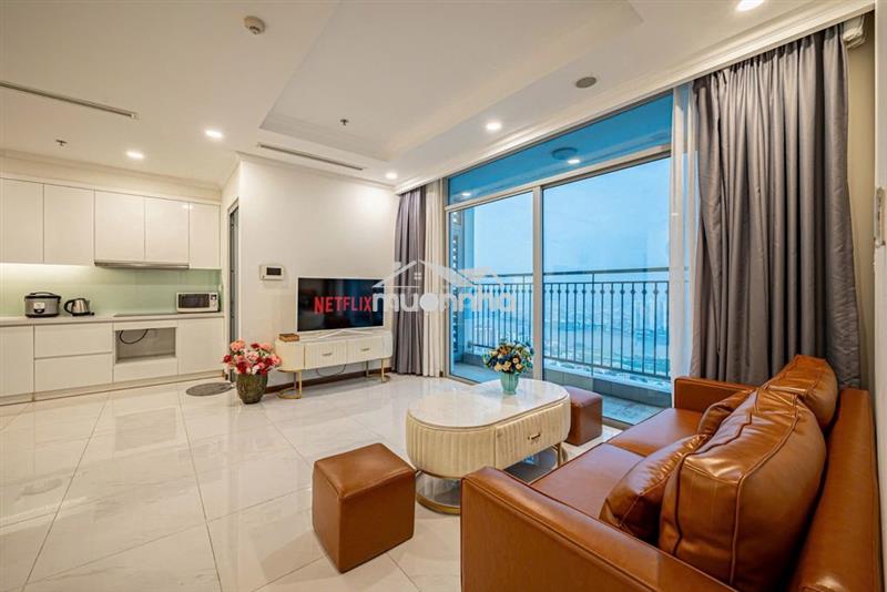 Bán căn hộ 2pn nội thất cao cấp, view đẹp của dự án, vinhomes