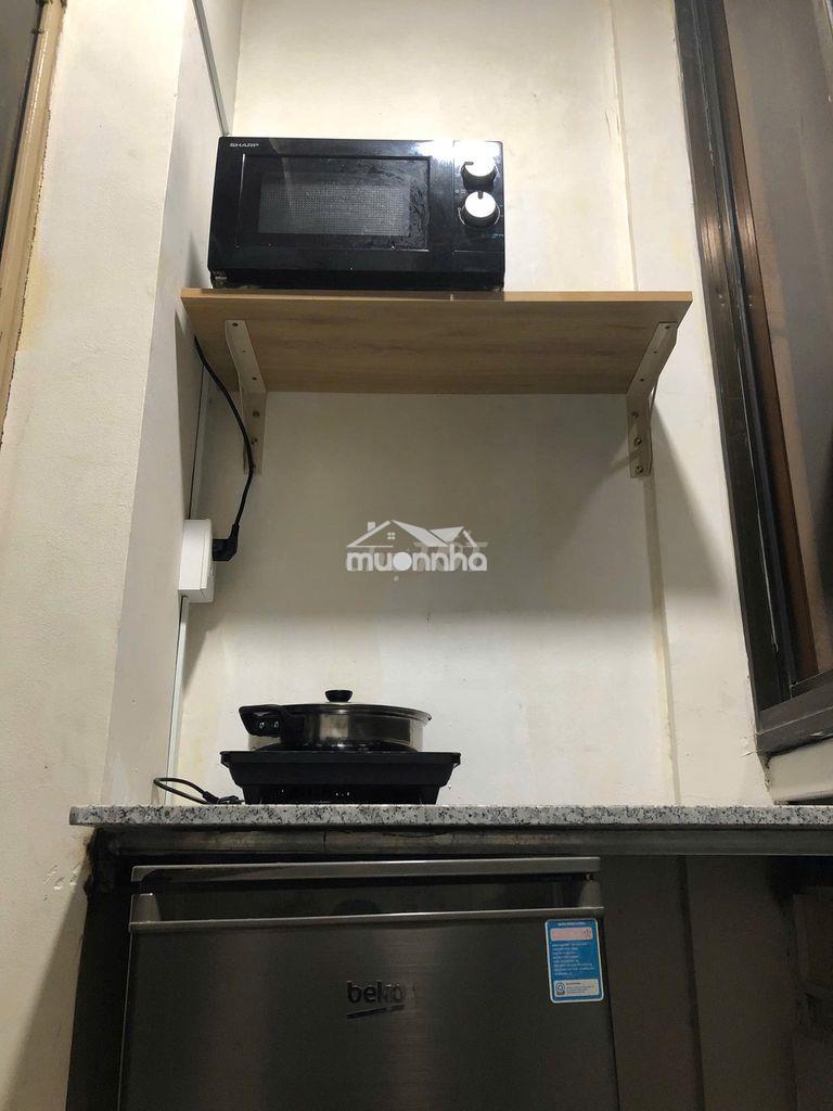 Studio 30m2- bancol lớn- full nt- lầu 1- ngay nguyễn văn cừ- 5,9tr/th - 2