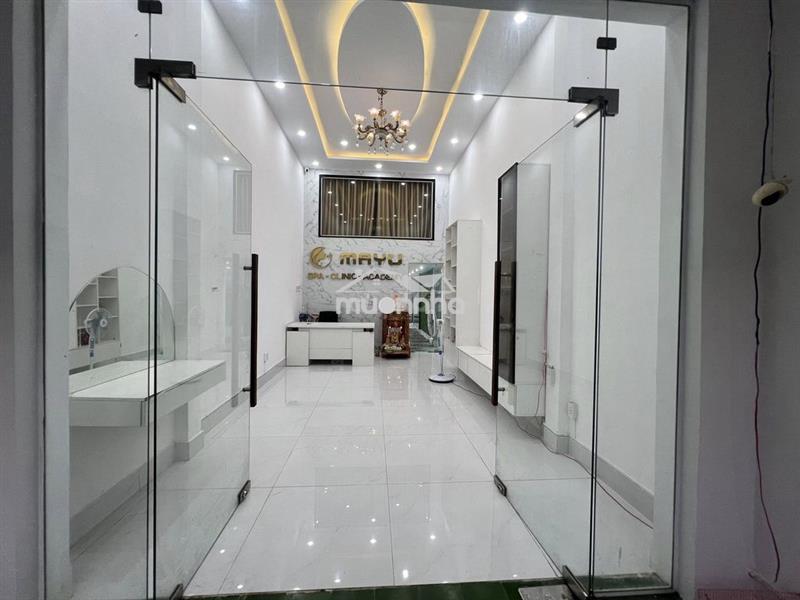 Bán nhà cấp 4 gác lửng mặt tiền kinh doanh gần vincom 550 dĩ an