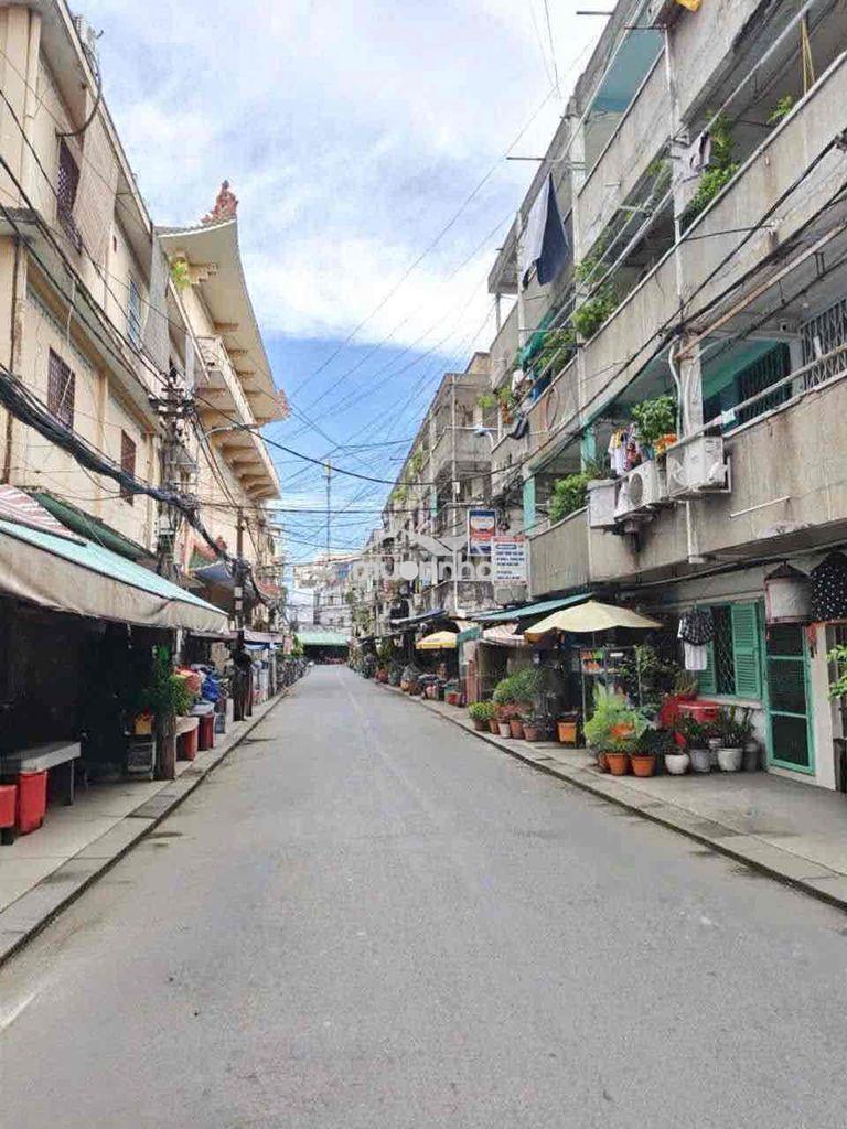 Bán nhà không lộ giới bà hạt quận 10 chỉ 5.97 tỷ 4 tầng đúc 38m2
