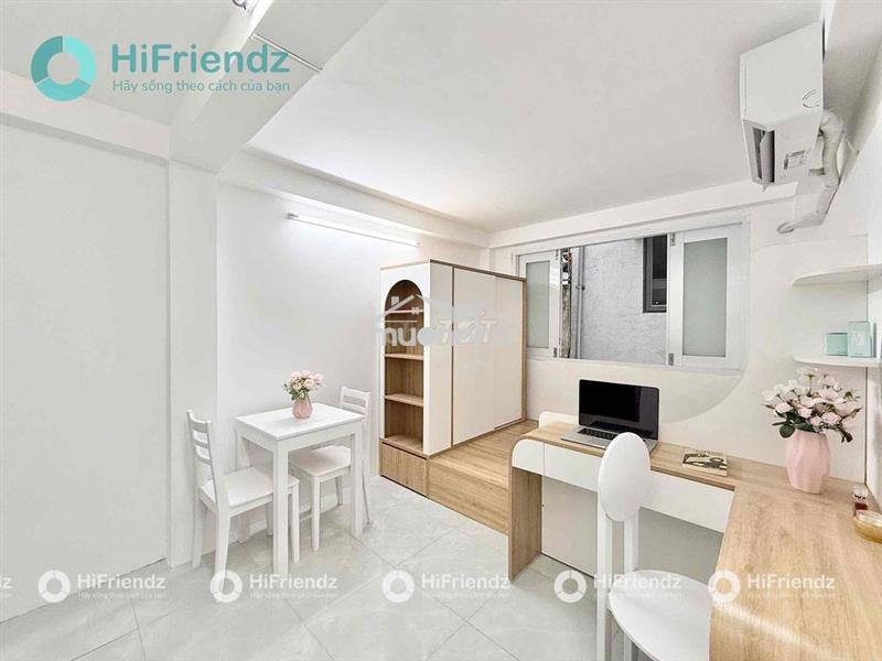 Studio cửa sổ trời mới 100% ngay trung tâm pn