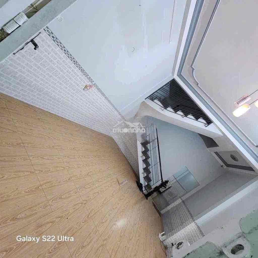 Nhà ngay đỗ xuân hợp - metro - sẵn nội thất - đường oto - 1t1l 2pn 2wc - 4