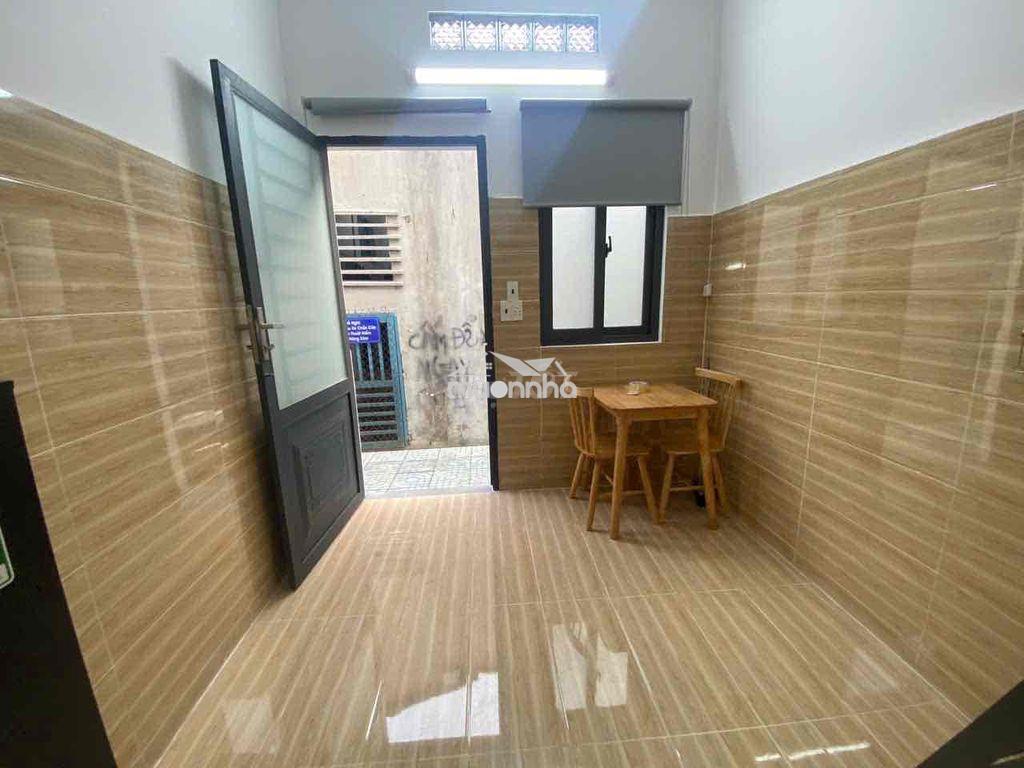 Chdv ban công có nội thất - 2