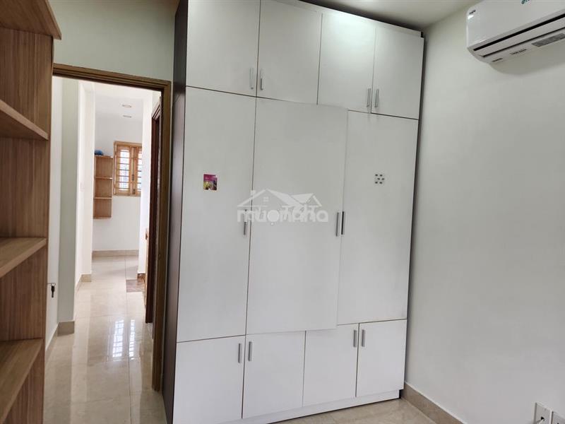 Nhà full nội thất 1 trệt 2 lầu, trung tâm q.7, 4pn, 3wc, 861 txs, 13tr