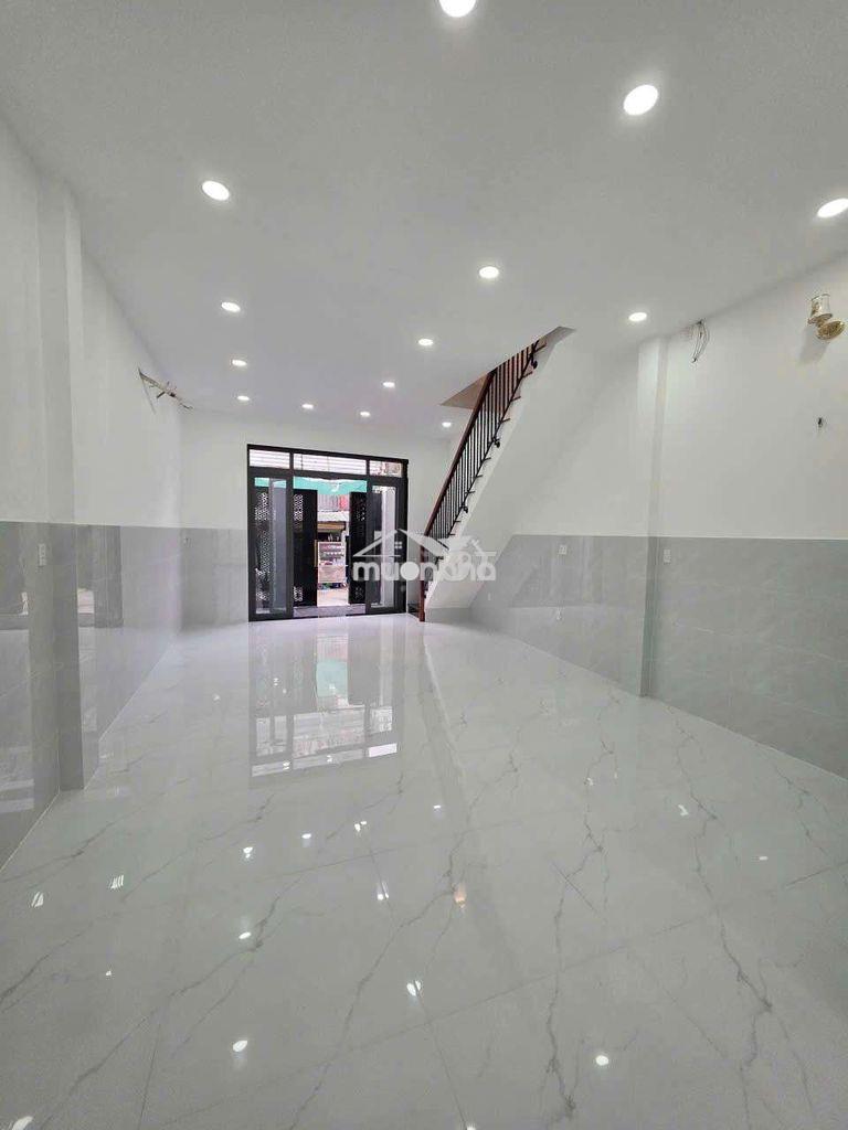 Nhà mới xây xong 5 x 15 có 4pn 5wc sân thượng - 2