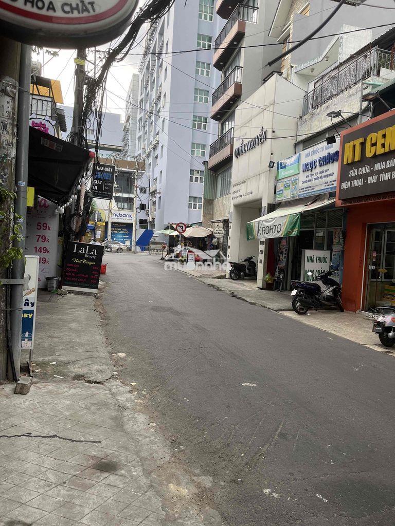 Mặt tiền, gần dh công nghiệp tp hcm, chỉ còn 10ty - 2