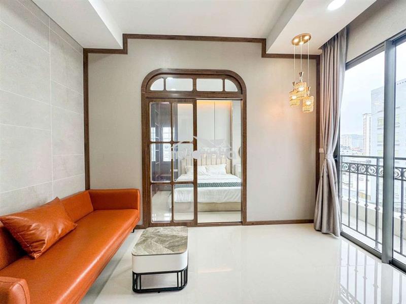 Căn hộ 1 phòng ngủ nội thất cao cấp ngay gần cầu kinh